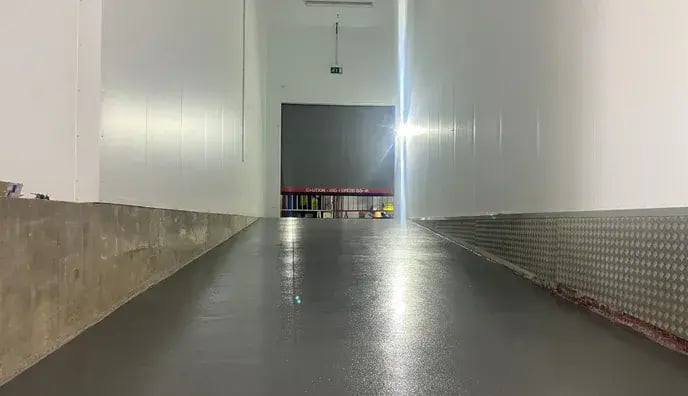 5467-CF-Central-Flooring-Case-st2