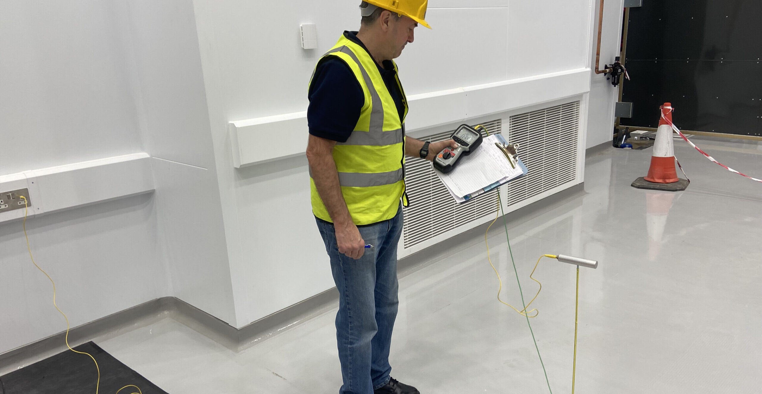Installing Quartz Screed for PAL International